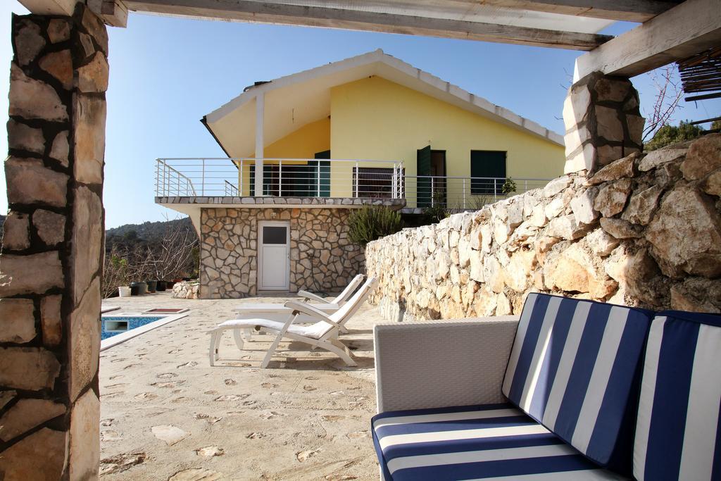 Villa Irena Vinišće 部屋 写真